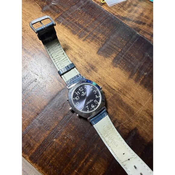 Croton Chronomaster Quartz Chronograph Watch Blue Leather Strap Date Display main image 4